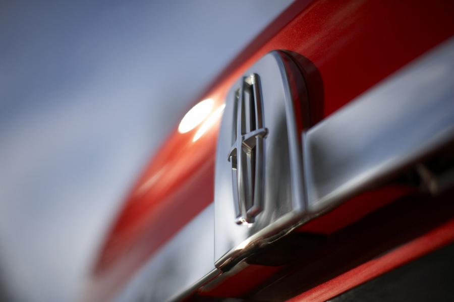  Lincoln MKS 2008 года  (фото 233 из 284)